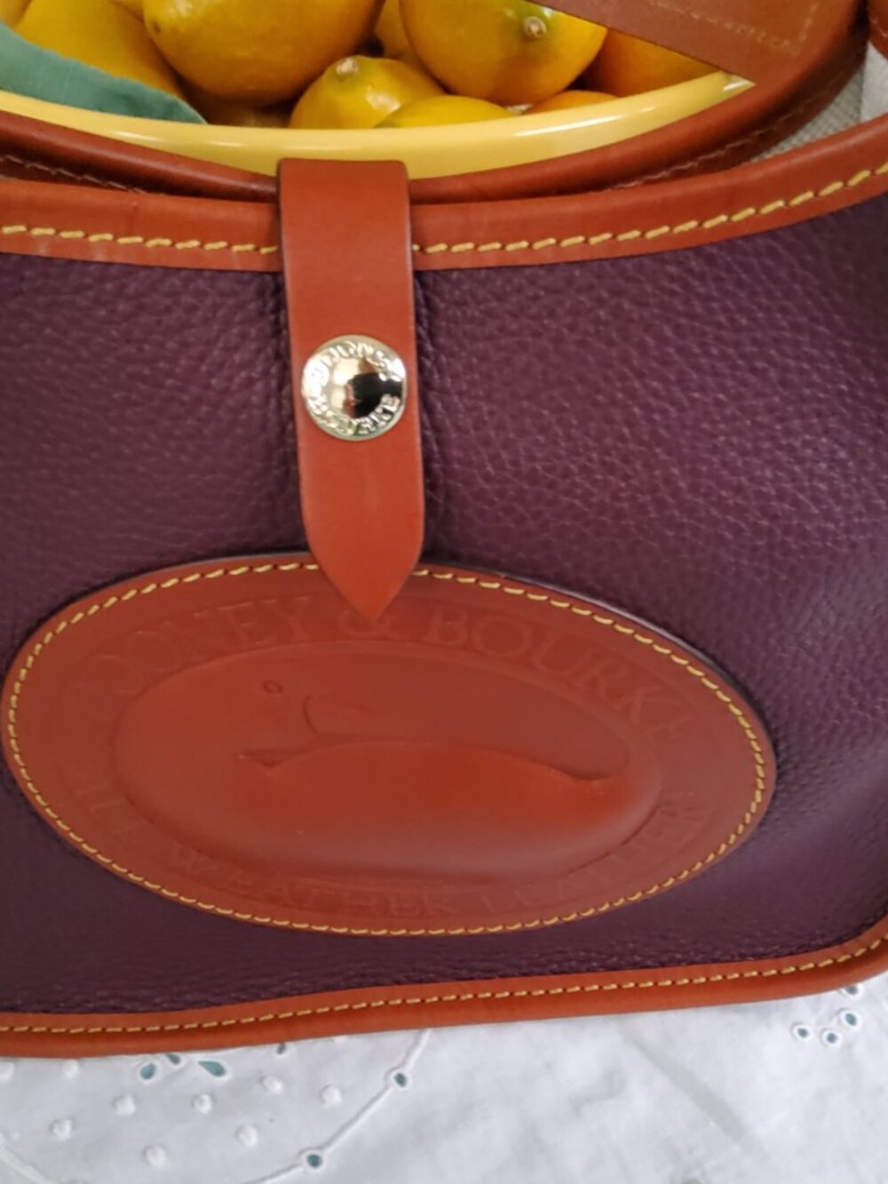 NWT Dooney & Bourke Large Duck Heritage Hobo 23 in Bordeaux - Picture 2 of 10